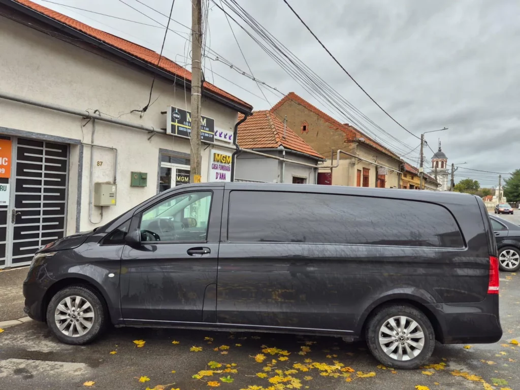 Autospeciala Mercedes per il trasporto e rimpatrio salme dall'Italia alla Romania
